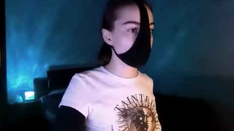 Lavinda online show from 12.03.25