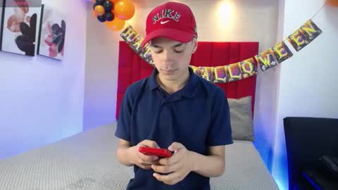 Mike online show from 10.12.25