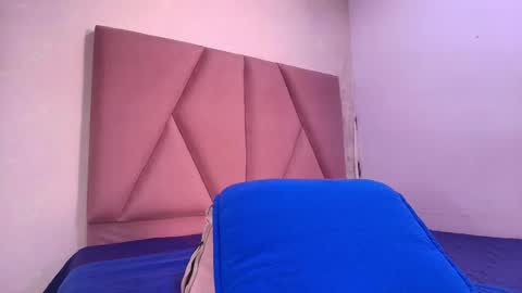 Lay Madison  online show from 09.23.25