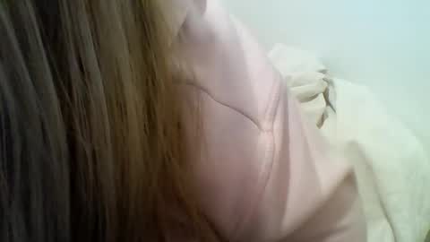 Snapshot of layannalea chatting on 03.04.25 layannalea online show from 03.04.25