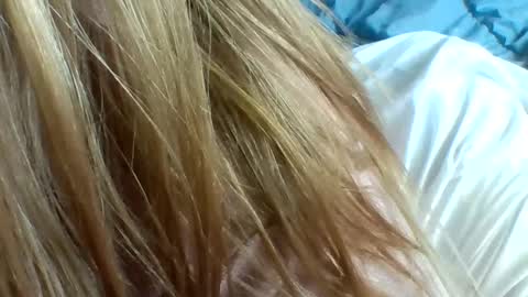 Snapshot of layannalea chatting on 03.10.25 layannalea online show from 03.10.25