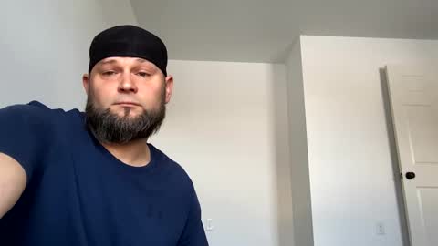 Snapshot of layinlow42 chatting on 01.28.25 layinlow42 online show from 01.28.25