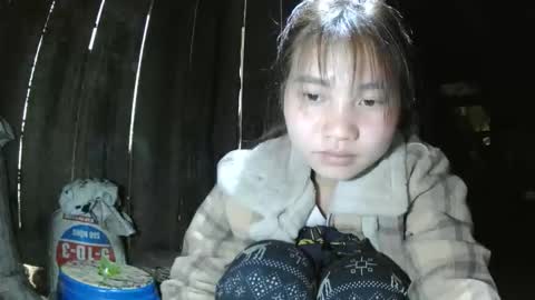 layla_999 online show from 03.08.26