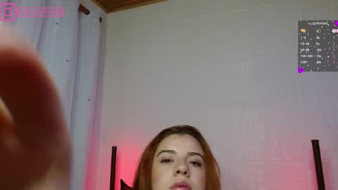 Layla online show from 01.10.25