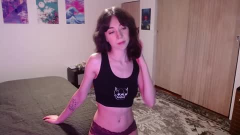 Layla Hex online show from 02.28.25