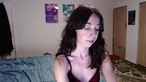 Layla Hex online show from 09.23.25