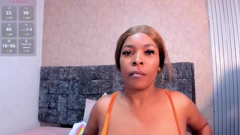 L A Y L A online show from 11.18.25