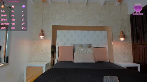 Layla Mackenzie  online show from 02.14.26