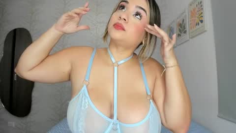 Snapshot of layla_vanegas chatting on 02.28.25 Layla Vanegas online show from 02.28.25