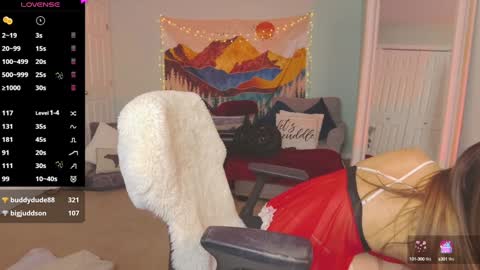 Laylaa Dreams online show from 12.29.24