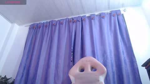 laylafoxy_tay online show from 01.12.25