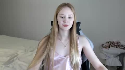 Snapshot of laylapretty001 chatting on 02.17.25 LaylaPretty001 online show from 02.17.25