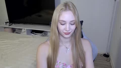 LaylaPretty001 online show from 03.09.26