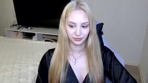 Snapshot of laylapretty001 chatting on 06.24.26 LaylaPretty001 online show from 06.24.26