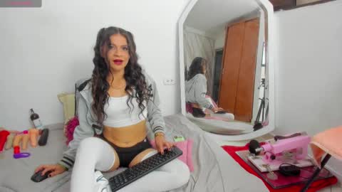 Layqueen online show from 02.12.25