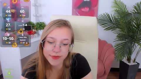 layriantavee online show from 09.23.25