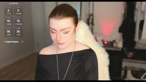 lazy girl Lizzy online show from 05.17.26