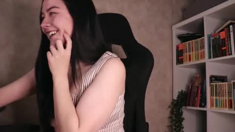 Lisa online show from 10.26.25