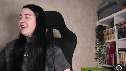 Lisa online show from 02.17.26