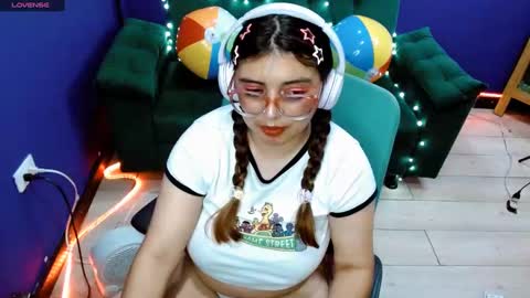 lcherryblossoml online show from 09.18.25