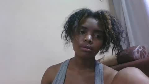 lea96546 online show from 11.30.25