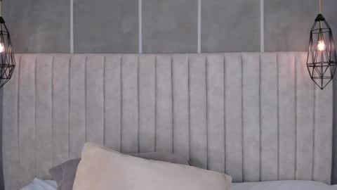Snapshot of lea_gray chatting on 03.04.25 online show from 03.04.25