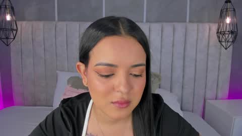    online show from 04.10.26