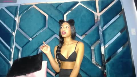 lea sewwtly online show from 10.10.25