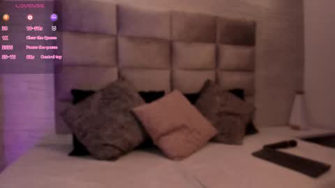 lea_walkerr online show from 10.25.25