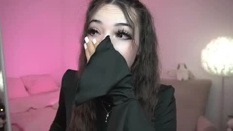 Lia Moon online show from 01.16.26