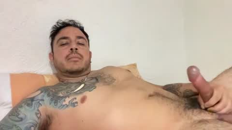 leafar_volkov online show from 10.24.25