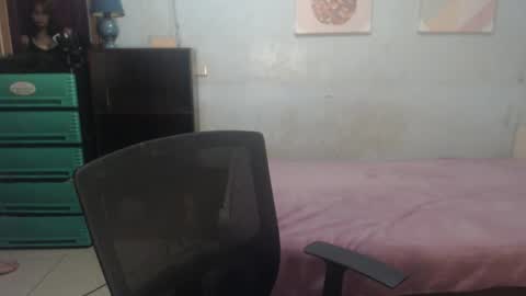 leah_fucker online show from 01.11.26