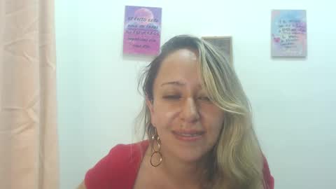 Snapshot of leah_susman chatting on 02.27.25 leah_susman online show from 02.27.25