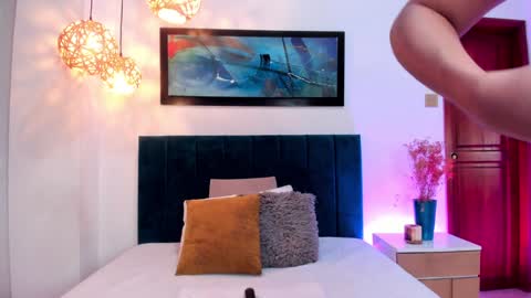 Leah Carter online show from 01.29.25