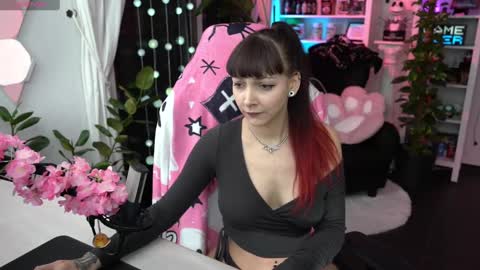 Leah online show from 02.27.25