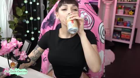 Leah online show from 10.09.25