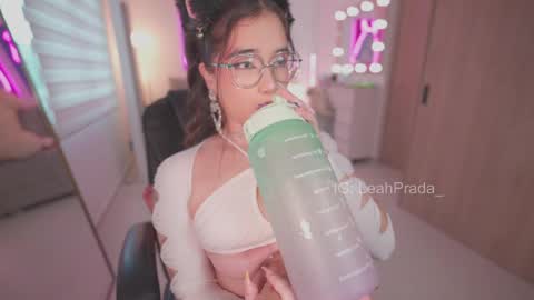 Instagram Leahprada  online show from 05.15.26