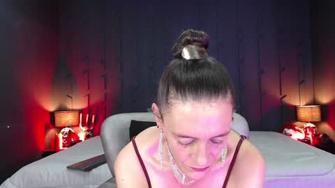 Leana online show from 12.16.24