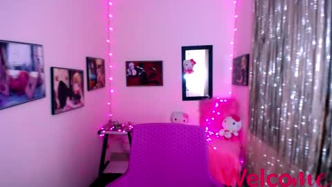 Leandra online show from 12.19.24