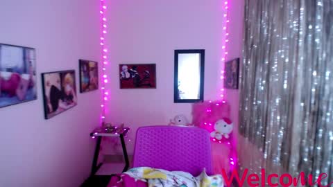 Leandra online show from 02.10.25