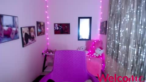 Leandra online show from 02.28.25