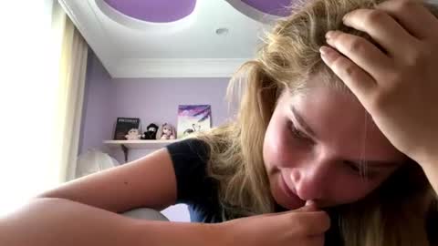 Taya online show from 06.18.26