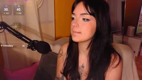 Lea Ray Pie online show from 11.14.25