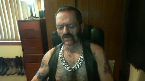 leathergreaser online show from 12.25.24