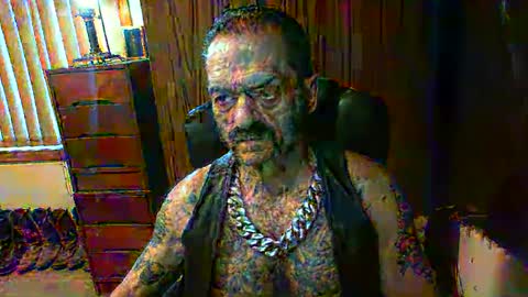 leathergreaser online show from 02.04.25