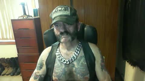 leathergreaser online show from 01.13.26