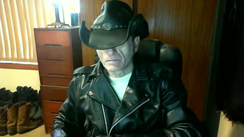 leathergreaser online show from 06.26.26