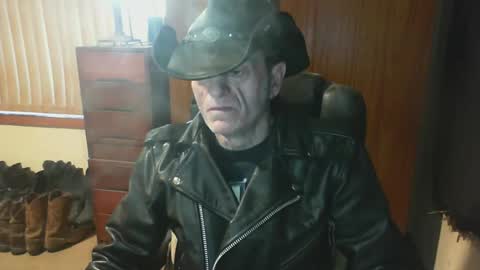 leathergreaser online show from 07.04.26