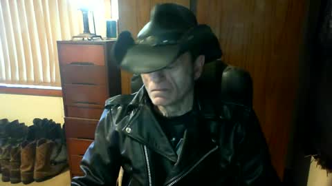 leathergreaser online show from 07.10.26