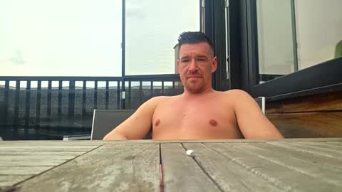 Snapshot of leatherjacketlove chatting on 04.10.26 leatherjacketlove online show from 04.10.26